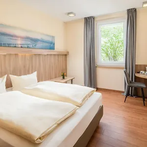 https://hotel-neumarkt.com-bavaria.com