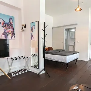 Apartment Deine In Zentraler Lage In Altona, Hamburg